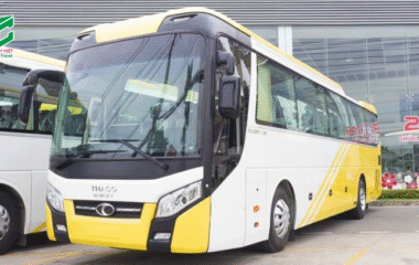 Xe Universe Thaco Blue Sky 2019