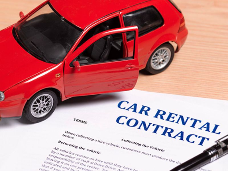 Nắm rõ hợp đồng thuê xe là điều quan trọng nhất (ảnh: sưu tầm)