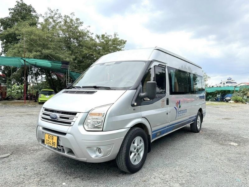 Cho thuê xe 16 chỗ (ảnh: sưu tầm)