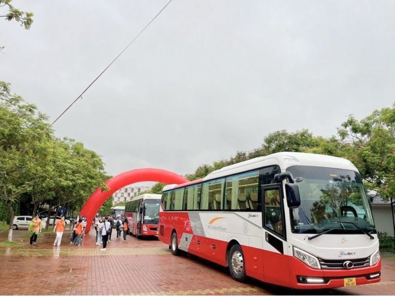 Xe 45 chỗ - phục vụ số lượng lớn, tuyến dài (ảnh: sưu tầm)