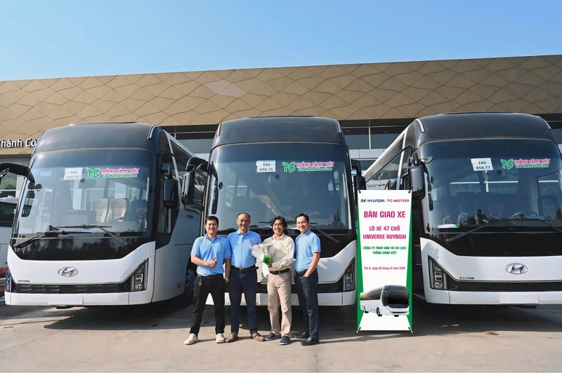 Lễ bàn giao 47 xe của Thắng Cảnh Việt (Ảnh: Thắng Cảnh Việt)