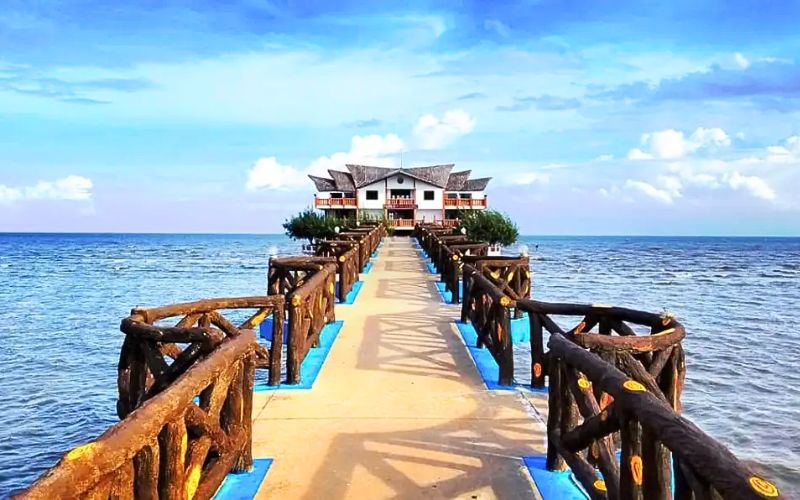 Địa điểm phù hợp thuê xe du lịch 1 - 2 ngày (Ảnh: Sưu tầm)