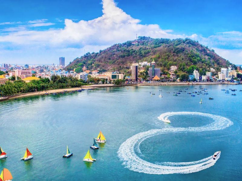 Khung cảnh biển xanh mát của Vũng Tàu (ảnh: sưu tầm)