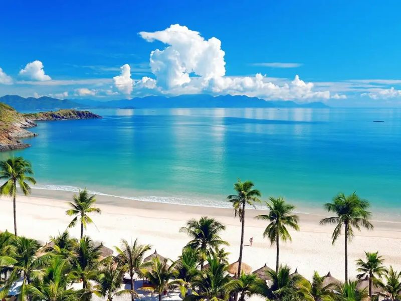 Bãi biển Mỹ Khê tại Đà Nẵng vô cùng sạch, đẹp (ảnh: sưu tầm)