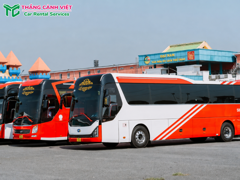 Dàn xe 45 chỗ có thể thuê hợp đồng dài hạn (Ảnh Thắng Cảnh Việt)