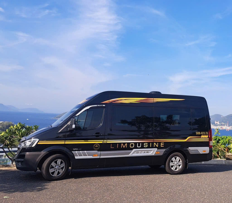 Xe Dcar Limousine 9 chỗ11 chỗ cho các chuyến đi ngắn và dài ngày