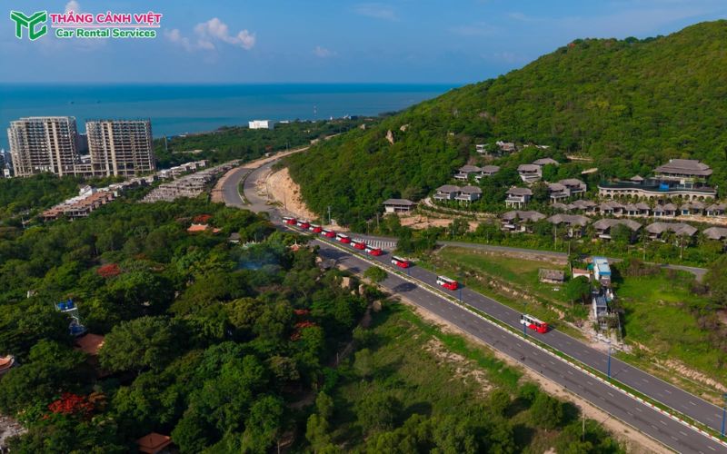 Thuê xe riêng giúp hành trình chủ động và thoải mái hơn