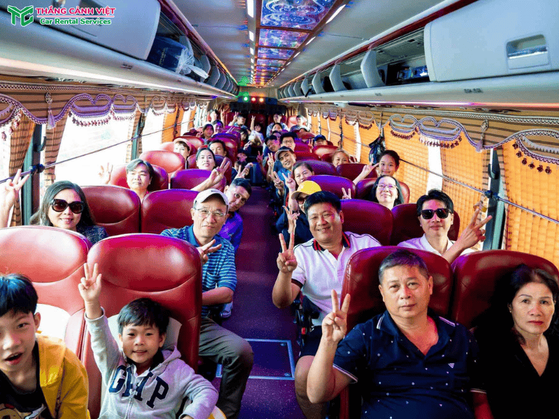Đi Tây Ninh, núi Bà Đen xe du lịch thuận tiện, thoải mái