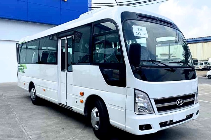 Hyundai County phù hợp đoàn nhỏ và các tuyến đường ngắn
