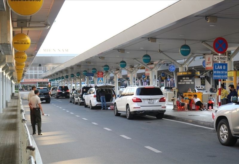 Khu vực sảnh đón khách tại sân bay Tân Sơn Nhất 