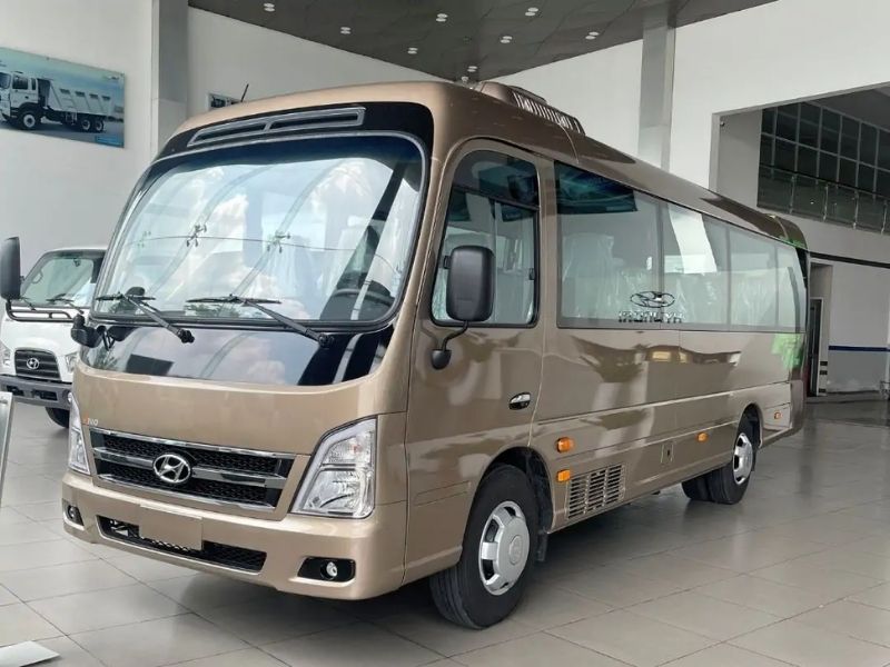 Hình ảnh dòng xe Hyundai County 29 chỗ